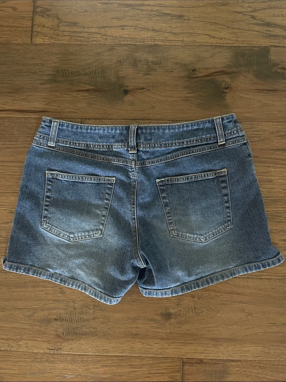 Old Navy Distressed Blue Denim Short Shorts
